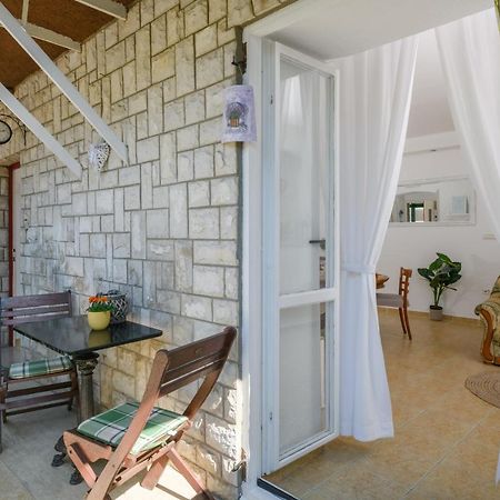 Apartman Aleksandra Пула Екстериор снимка